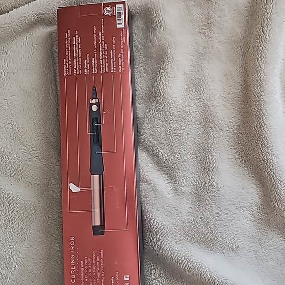 Hairitage by Mindy McKnight Curl Envy 1-1/4" Curling Iron - Picture 2 of 2